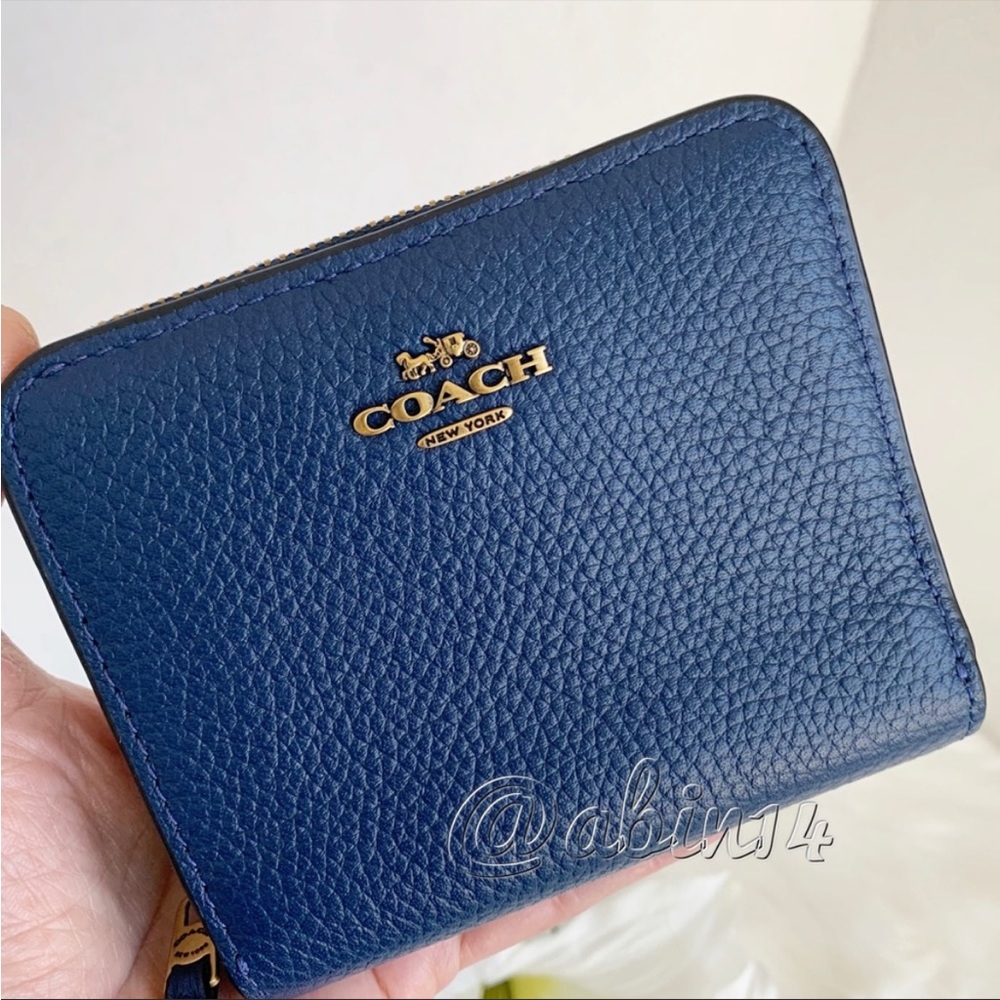 NWT Coach Leather Small Bifold Wallet - Picture 2 of 7